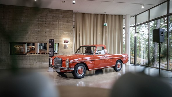 Mercedes-Benz 220 D/8 'Fahrgestell'