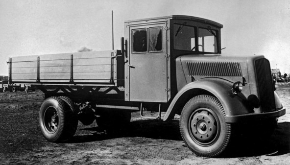 Mercedes-Benz L 701