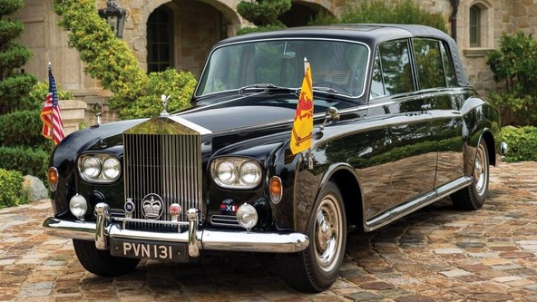 Rolls-Royce phantom V state landaulet by Mulliner Park Ward: Prepovedani sadež iz leta 1967