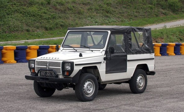 Peugeot P4