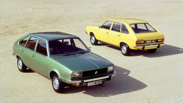 Renault 20/30: Prvi povojni 6-valjni renault