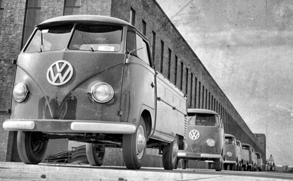 Volkswagen & 8. marec: 65. obletnica izdelave prvega transporterja