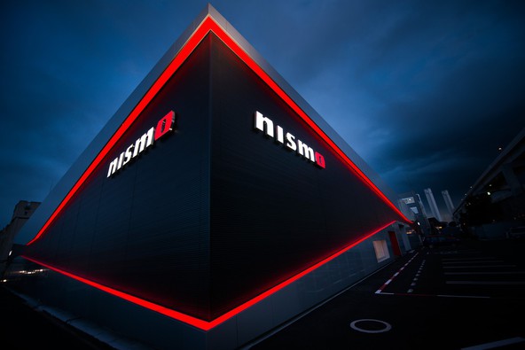 #30YearsOfMaverick: NISMO praznuje 30 let drznega inženiringa