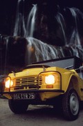 Citroën Mehari: Pod granitnimi kockami je plaža … in Méhari!