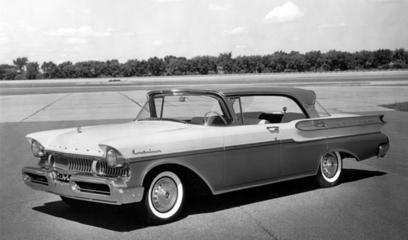 Mercury Montclair Hardtop Sedan - 1957