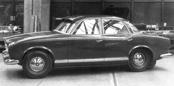 Prvi nevozni prototip (1952-1954)