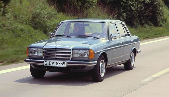 Test revije Auto Bild Klassik: Najboljše pnevmatike za vašega starodobnika