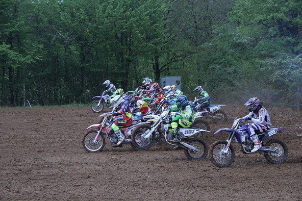 Blatni praznik motokrosa v Beli krajini: Motokros državno prvenstvo Slovenije – 3. dirka: Semič