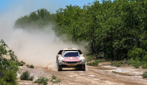Dakar Rally 2017: Trojna zmaga s Peugeoti 3008 DKR