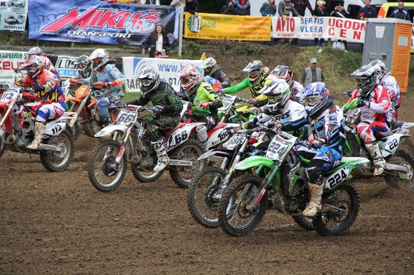 Pokalno tekmovanje AMZS v motokrosu 2015: Motokros spektakel to nedeljo v Šentvidu pri Stični