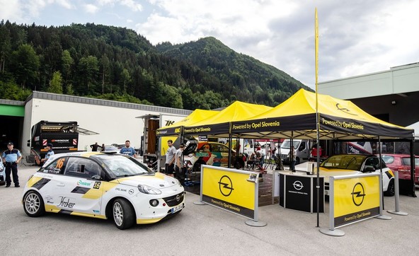 Tim Novak in Uroš Ocvirk: Po treh relijih trdno zasidrana na drugem mestu