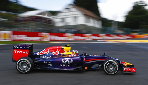 Formula 1: Bo Red Bull presedlal na Cosworthove motorje?