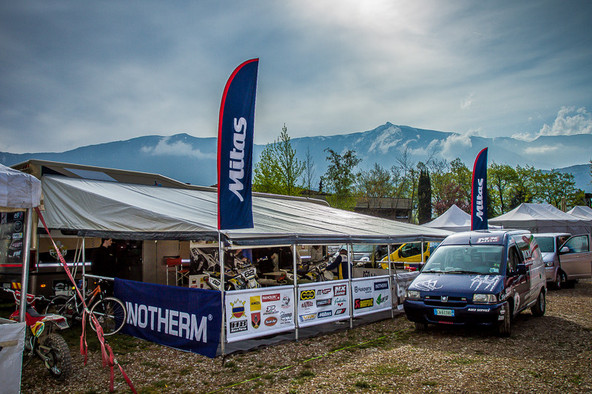 Klemen Gerčar & ekipa 62 Motosport: Prva dirka MXGP se je končala s poškodbo