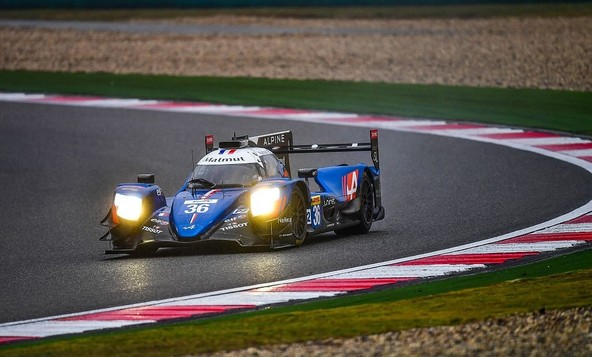 Signatech Alpine Matmut A470: SIGNATECH ALPINE V ŠANGHAJU NA STOPNIČKAH - ŽE PETIČ ZAPOVRSTJO