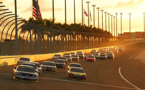 NASCAR: Juan Pablo Montoya dobil Indy 500