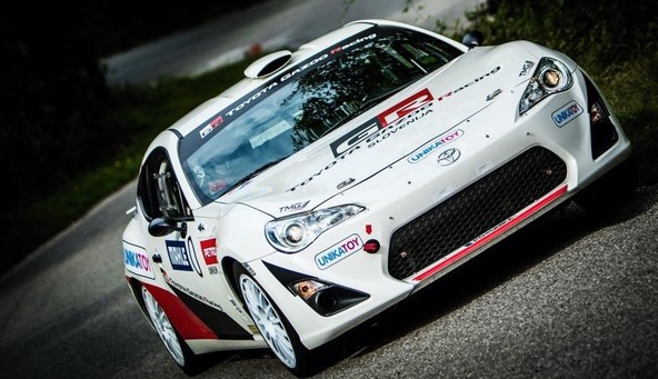 Grega Premrl in Vili Ošlaj: Čas je za število 86, oziroma 