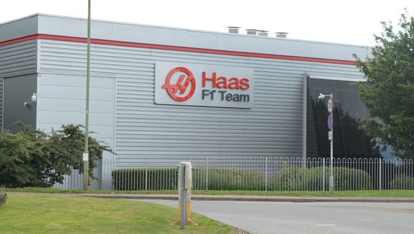 Formula 1: Haasov dirkalnik bo prve kilometre naredil v februarju