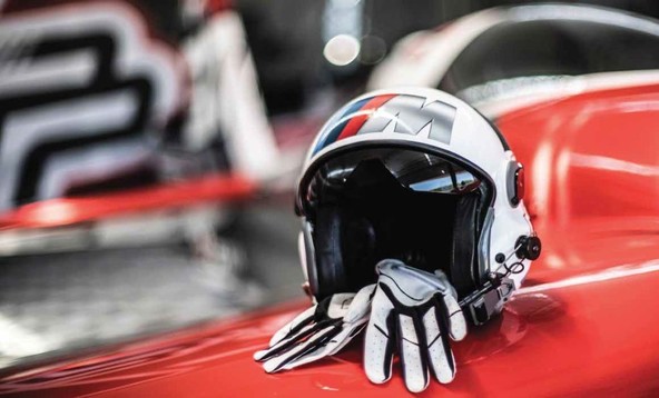 Papa - Alpha - Romeo - Tango - Yankee = PARTY!: Ekipa Peter Podlunšek Racing vabi na letališče Rakičan v Murski Soboti!